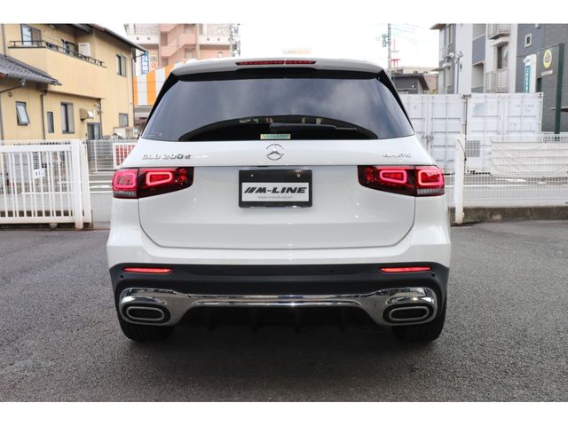 MERCEDES BENZ MERCEDES BENZ GLB 2023