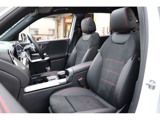 MERCEDES BENZ MERCEDES BENZ GLB 2023