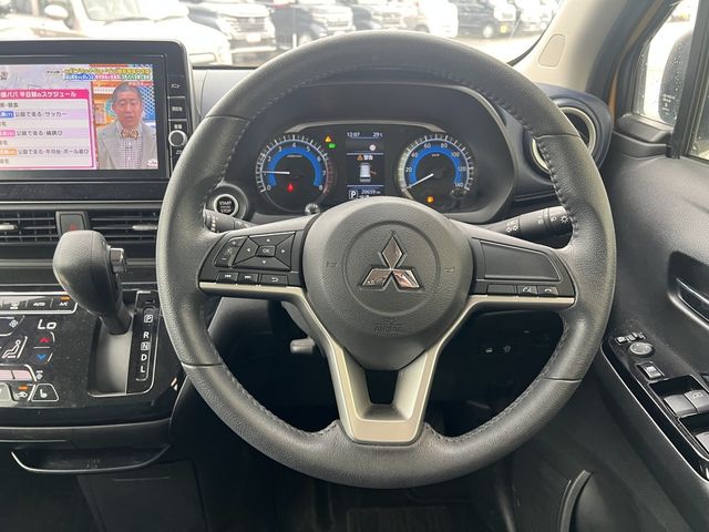 MITSUBISHI ek X 2022