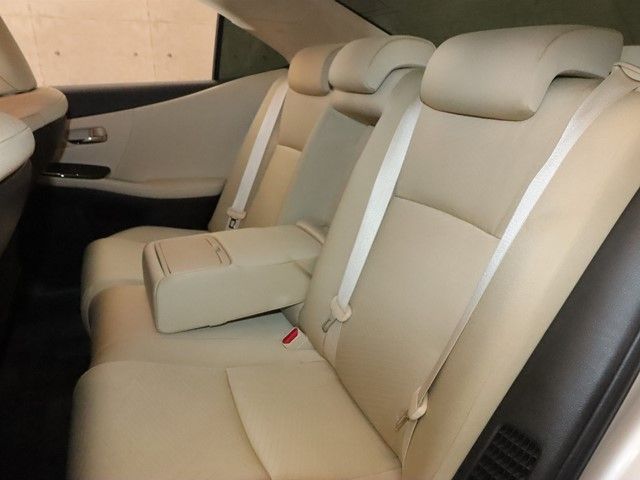 TOYOTA LEXUS HS250h 2012