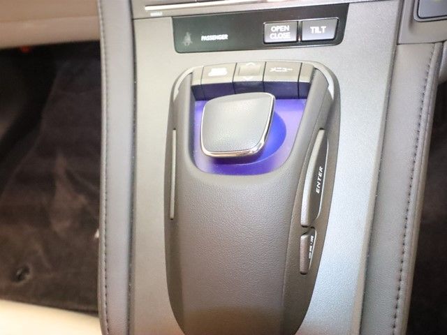 TOYOTA LEXUS HS250h 2012