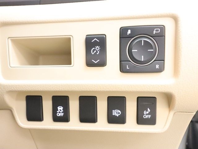 TOYOTA LEXUS HS250h 2012