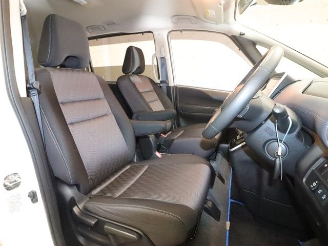 NISSAN SERENA  WG 2020