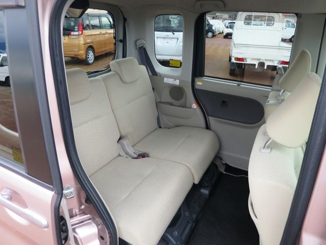 DAIHATSU TANTO 4WD 2015