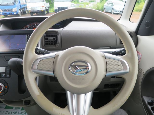 DAIHATSU TANTO 4WD 2015