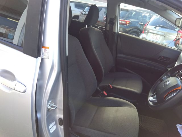 TOYOTA SIENTA HYBRID 2022