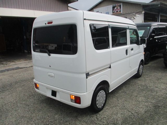 MITSUBISHI MINICAB van 2019