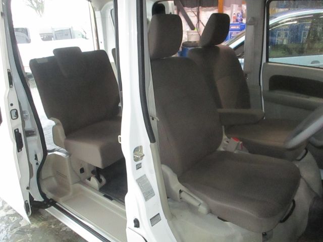 MITSUBISHI MINICAB van 2019