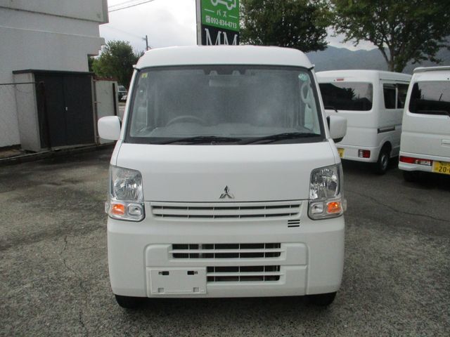 MITSUBISHI MINICAB van 2019