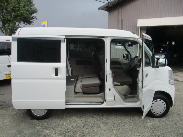 MITSUBISHI MINICAB van 2019