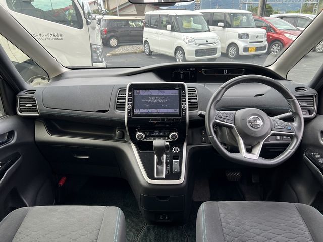 NISSAN SERENA  S-HYBRID 2017