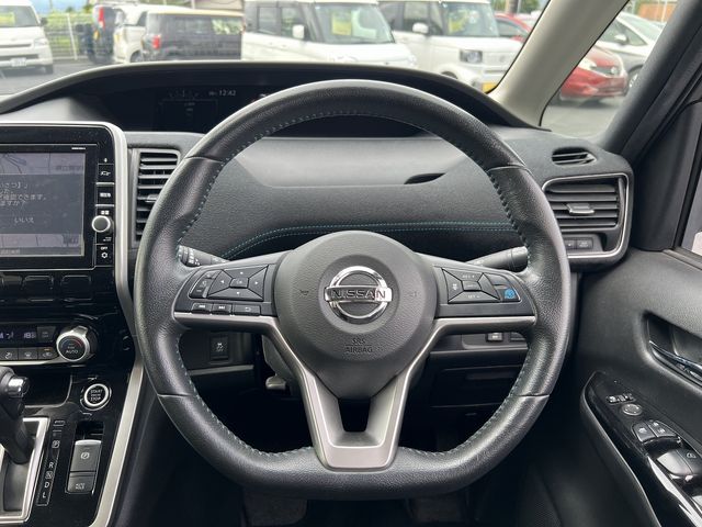 NISSAN SERENA  S-HYBRID 2017