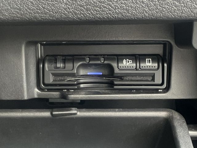 NISSAN SERENA  S-HYBRID 2017