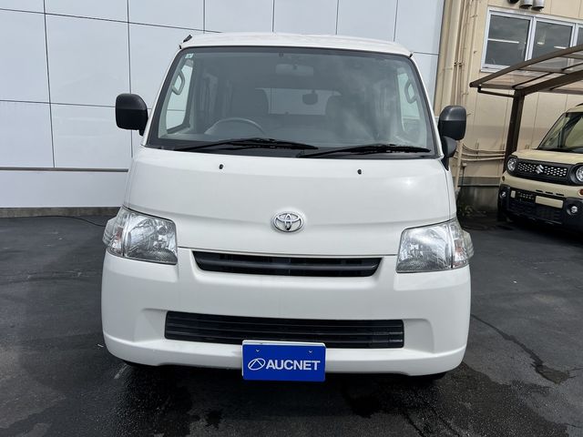 TOYOTA LITEACE van 4WD 2017