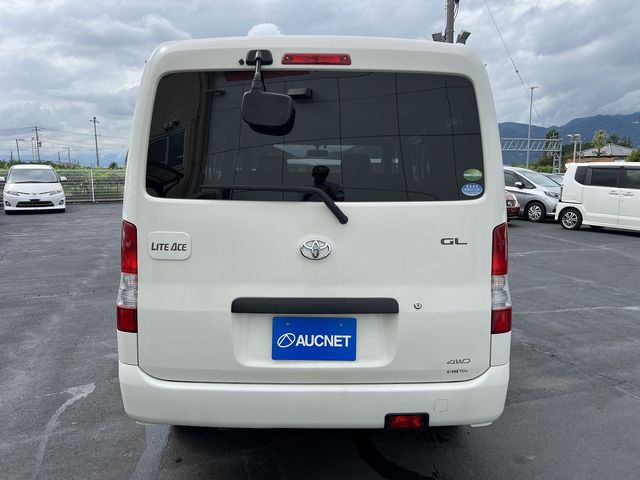 TOYOTA LITEACE van 4WD 2017