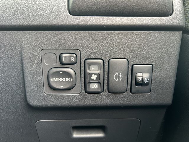 TOYOTA LITEACE van 4WD 2017