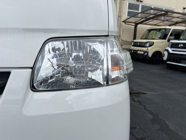 TOYOTA LITEACE van 4WD 2017