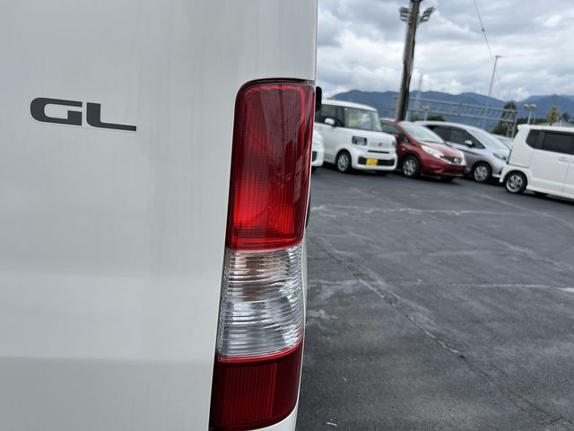 TOYOTA LITEACE van 4WD 2017