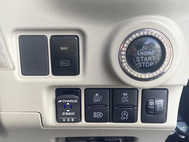 DAIHATSU CAST STYLE 4WD 2019