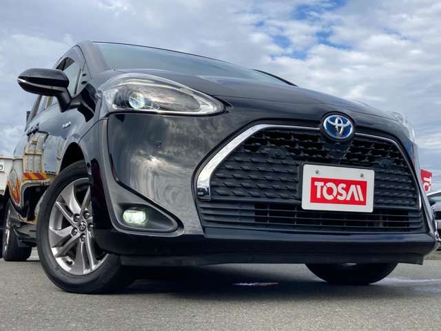TOYOTA SIENTA HYBRID 2019