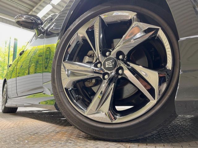 TOYOTA CROWN sedan hybrid 2018