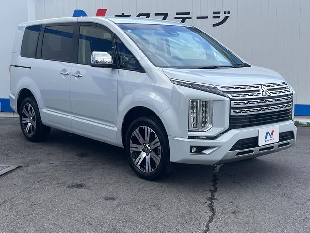 MITSUBISHI DELICA D:5 4WD 2023