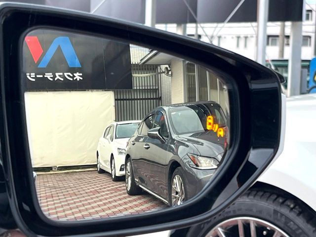 TOYOTA LEXUS LS500 4WD 2018