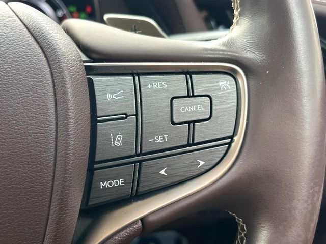 TOYOTA LEXUS LS500 4WD 2018