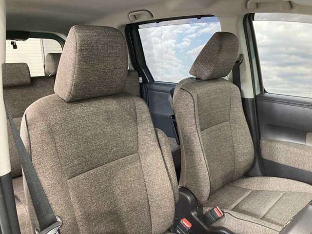 TOYOTA SIENTA HYBRID 2023