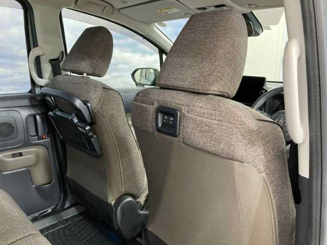 TOYOTA SIENTA HYBRID 2023