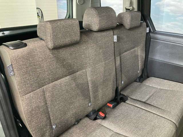 TOYOTA SIENTA HYBRID 2023