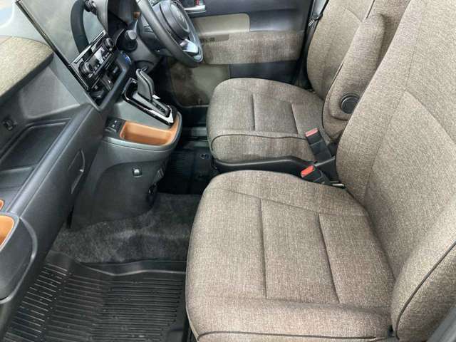 TOYOTA SIENTA HYBRID 2023