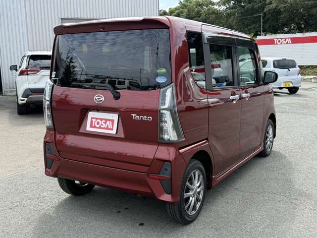 DAIHATSU TANTO 4WD 2019