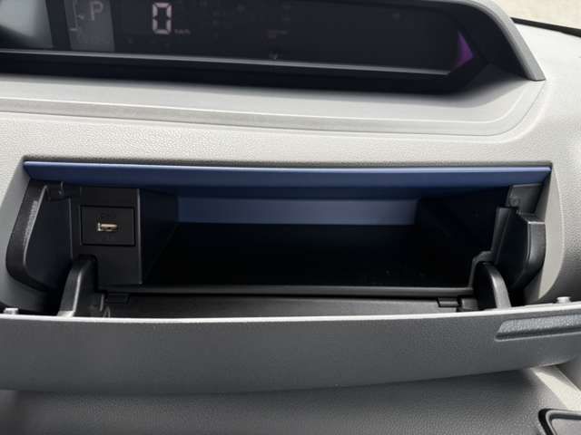 DAIHATSU TANTO 4WD 2019