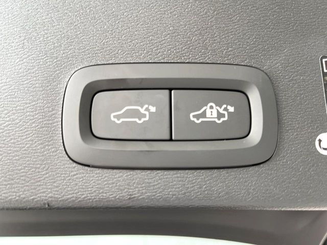 VOLVO VOLVO XC40 2019