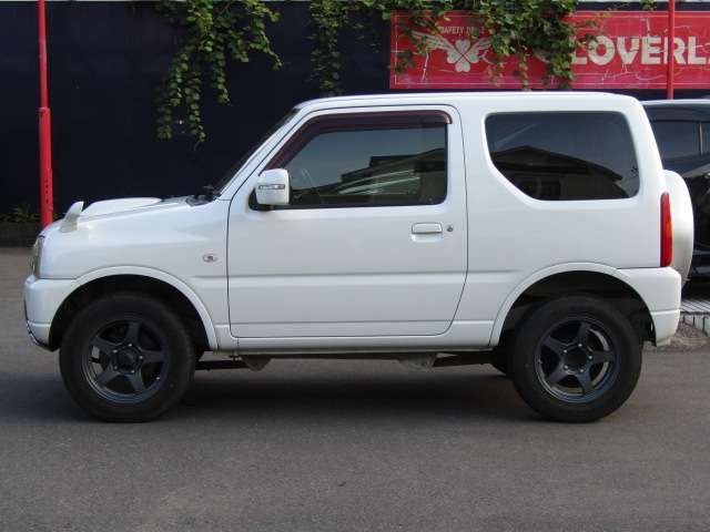 SUZUKI JIMNY 4WD 2012