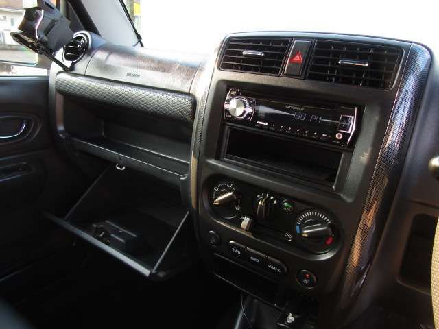 SUZUKI JIMNY 4WD 2012