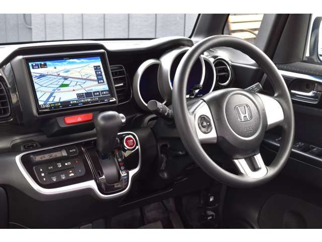 HONDA N BOX CUSTOM 2016