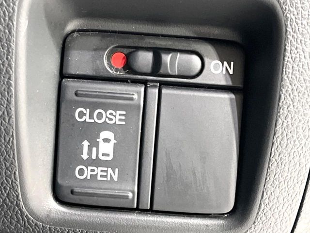 HONDA N BOX CUSTOM 2016