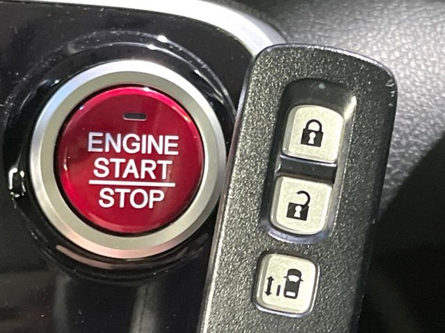 HONDA N BOX CUSTOM 2016