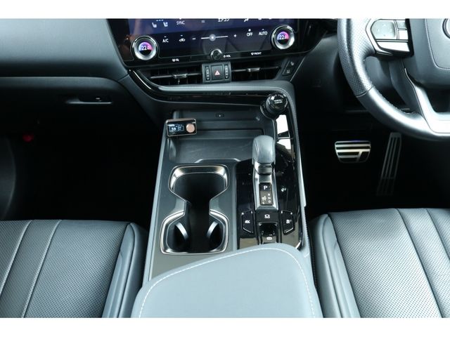 TOYOTA LEXUS NX350h 2023