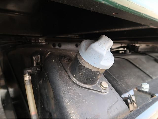 MITSUBISHI FUSOU SUPER GREAT 2014