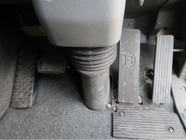 MITSUBISHI FUSOU SUPER GREAT 2014