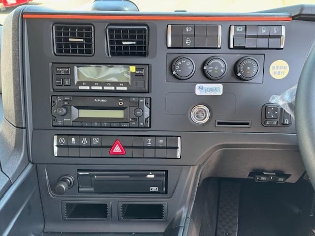 MITSUBISHI FUSOU SUPER GREAT 2025