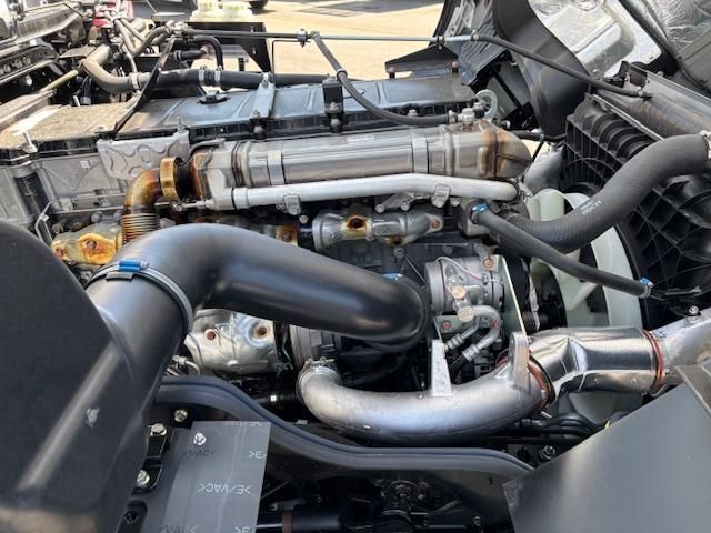 MITSUBISHI FUSOU SUPER GREAT 2025