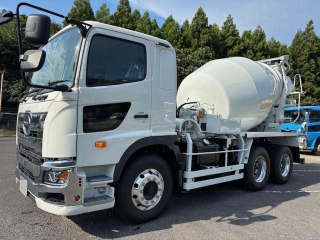 HINO PROFIA 2025