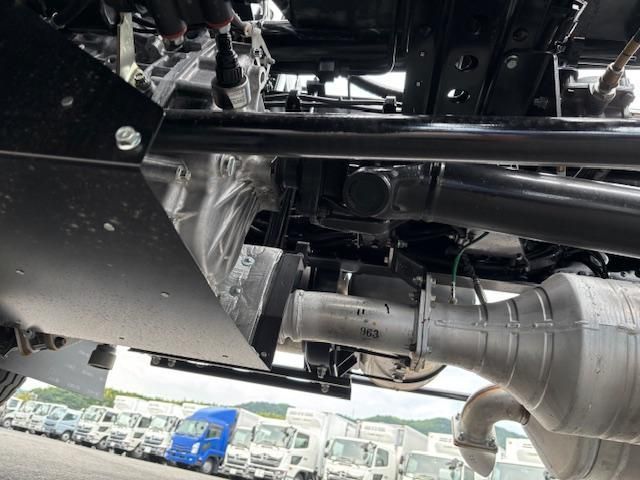 MITSUBISHI FUSOU FIGHTER 2025