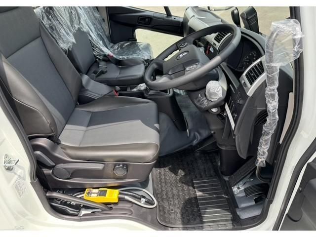 MITSUBISHI FUSOU FIGHTER 2025