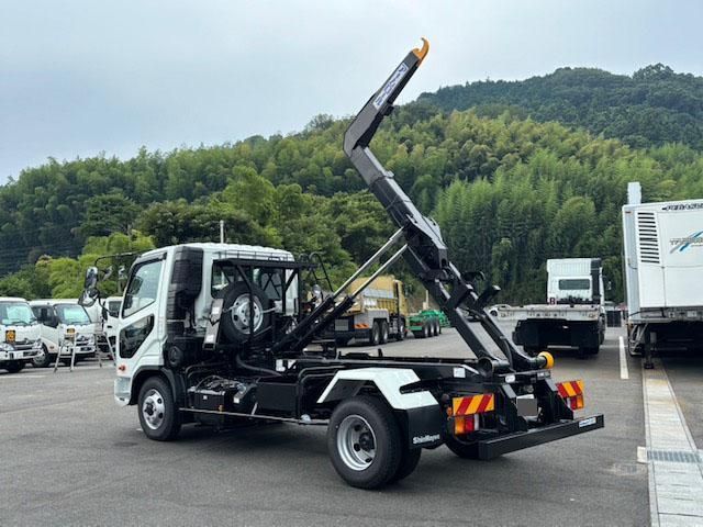 MITSUBISHI FUSOU FIGHTER 2025