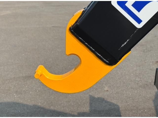 MITSUBISHI FUSOU FIGHTER 2025